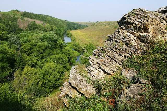 Вид на долину реки Воргола. Фото: Андриан Колотилин.