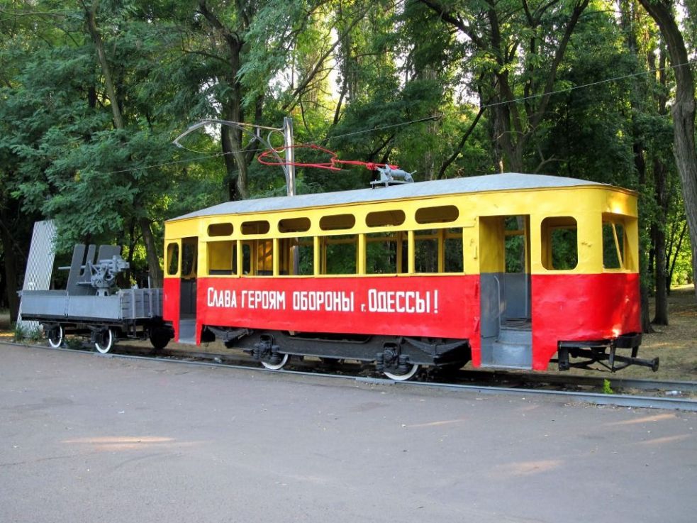 Боевой трамвай, который в 1941 году ходил по маршруту "Одесса-фронт" 