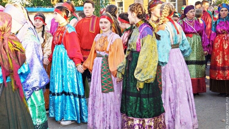 Коми. Традиционные костюмы