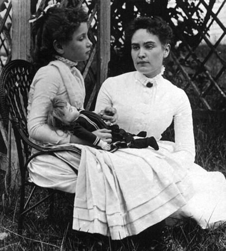 Келлер с Салливан в 1888 году